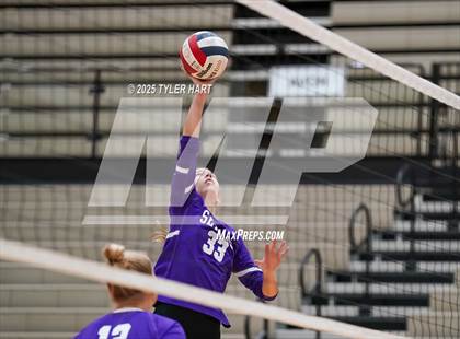 Thumbnail 3 in Seymour @ Avon (Avon Classic) photogallery.