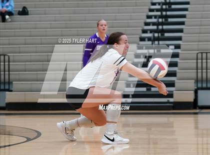 Thumbnail 2 in Seymour @ Avon (Avon Classic) photogallery.