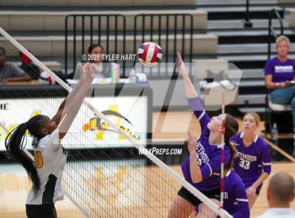 Thumbnail 1 in Seymour @ Avon (Avon Classic) photogallery.