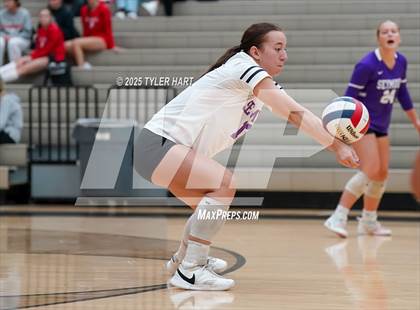 Thumbnail 2 in Seymour @ Avon (Avon Classic) photogallery.