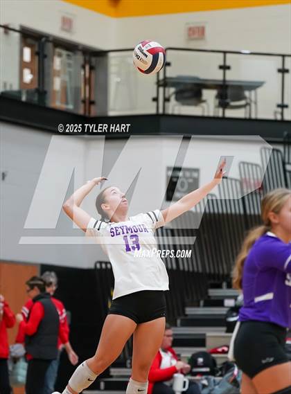 Thumbnail 1 in Seymour @ Avon (Avon Classic) photogallery.