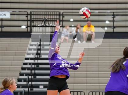 Thumbnail 3 in Seymour @ Avon (Avon Classic) photogallery.