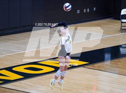 Thumbnail 3 in Seymour @ Avon (Avon Classic) photogallery.