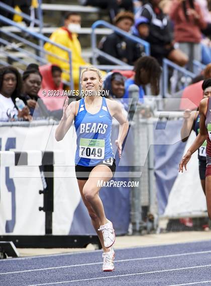 Thumbnail 1 in Bob Hayes Invitational (400 Meters) photogallery.