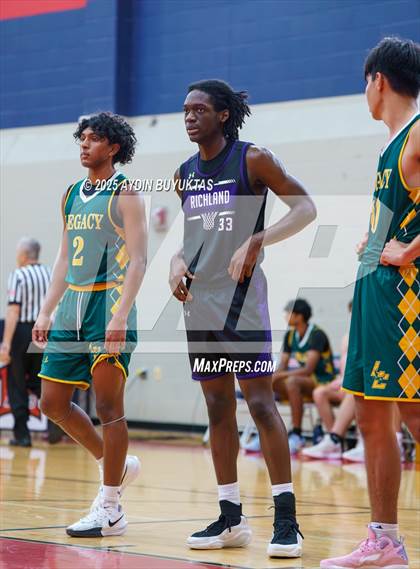 Thumbnail 3 in Richland vs Legacy Christian (Bronco Shootout) photogallery.