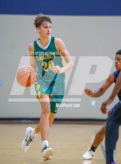 Thumbnail 1 in Richland vs Legacy Christian (Bronco Shootout) photogallery.