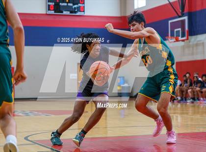 Thumbnail 3 in Richland vs Legacy Christian (Bronco Shootout) photogallery.