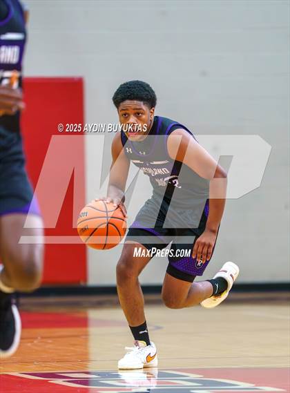 Thumbnail 2 in Richland vs Legacy Christian (Bronco Shootout) photogallery.