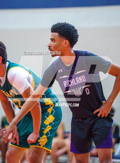 Thumbnail 2 in Richland vs Legacy Christian (Bronco Shootout) photogallery.