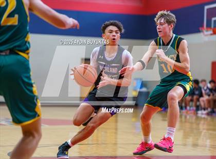 Thumbnail 3 in Richland vs Legacy Christian (Bronco Shootout) photogallery.