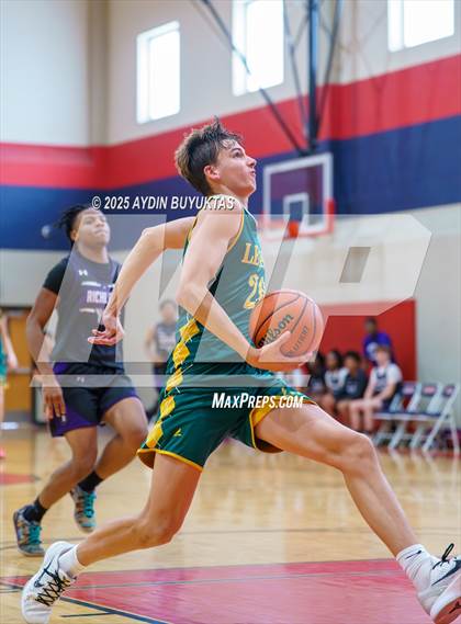 Thumbnail 3 in Richland vs Legacy Christian (Bronco Shootout) photogallery.
