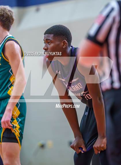 Thumbnail 2 in Richland vs Legacy Christian (Bronco Shootout) photogallery.