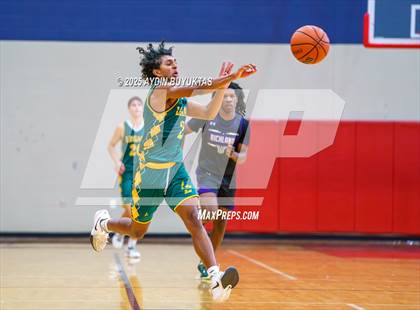 Thumbnail 1 in Richland vs Legacy Christian (Bronco Shootout) photogallery.