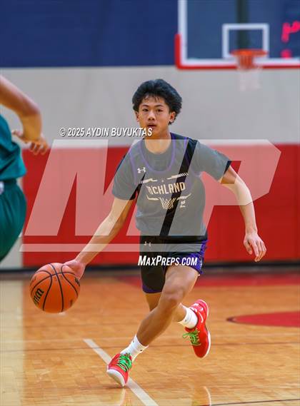 Thumbnail 3 in Richland vs Legacy Christian (Bronco Shootout) photogallery.
