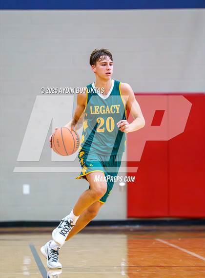 Thumbnail 2 in Richland vs Legacy Christian (Bronco Shootout) photogallery.