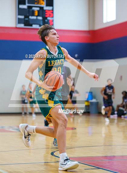 Thumbnail 2 in Richland vs Legacy Christian (Bronco Shootout) photogallery.