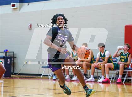 Thumbnail 2 in Richland vs Legacy Christian (Bronco Shootout) photogallery.