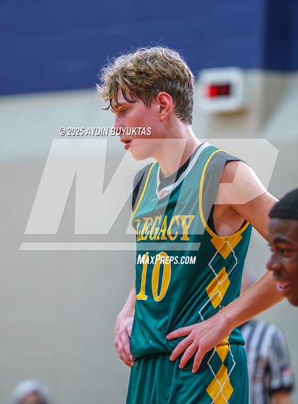 Thumbnail 1 in Richland vs Legacy Christian (Bronco Shootout) photogallery.