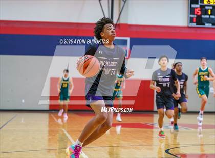 Thumbnail 2 in Richland vs Legacy Christian (Bronco Shootout) photogallery.