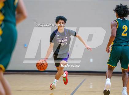 Thumbnail 3 in Richland vs Legacy Christian (Bronco Shootout) photogallery.