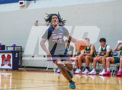 Thumbnail 1 in Richland vs Legacy Christian (Bronco Shootout) photogallery.