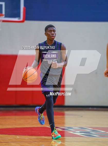 Thumbnail 1 in Richland vs Legacy Christian (Bronco Shootout) photogallery.
