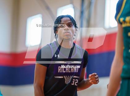Thumbnail 2 in Richland vs Legacy Christian (Bronco Shootout) photogallery.