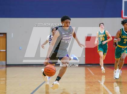 Thumbnail 3 in Richland vs Legacy Christian (Bronco Shootout) photogallery.