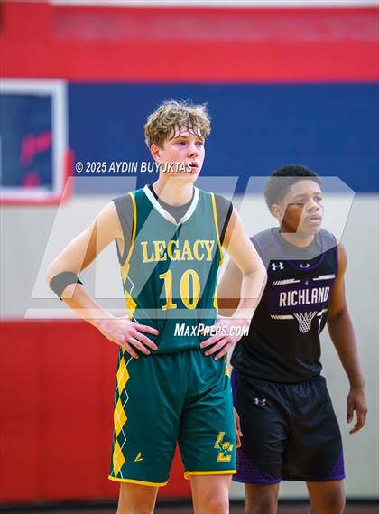 Thumbnail 3 in Richland vs Legacy Christian (Bronco Shootout) photogallery.