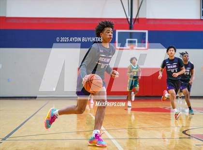 Thumbnail 1 in Richland vs Legacy Christian (Bronco Shootout) photogallery.