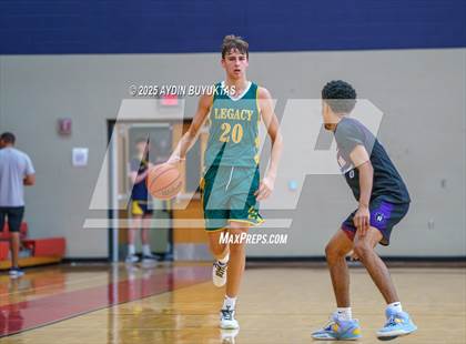 Thumbnail 2 in Richland vs Legacy Christian (Bronco Shootout) photogallery.