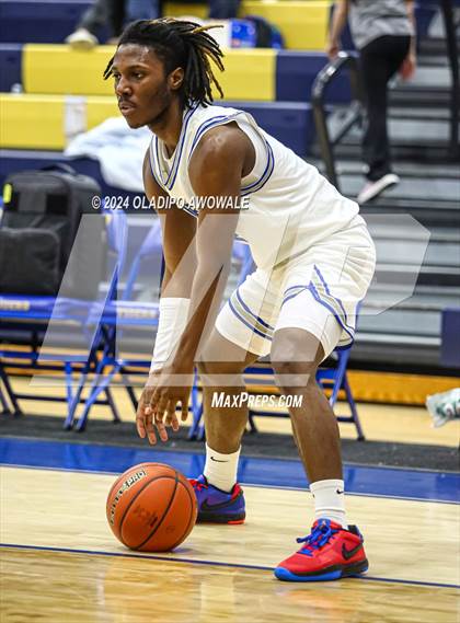 Thumbnail 1 in Wills Point vs. Howe (62'nd Leonard Holiday Tournament) photogallery.