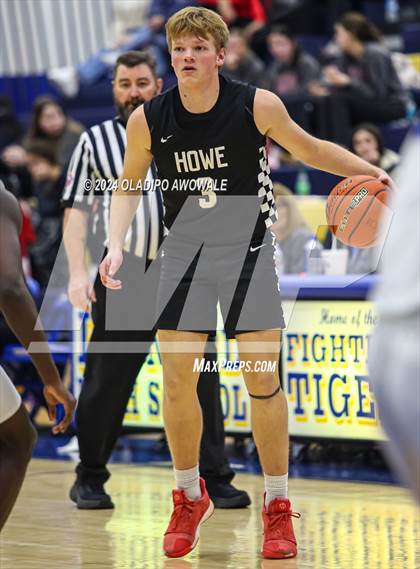 Thumbnail 1 in Wills Point vs. Howe (62'nd Leonard Holiday Tournament) photogallery.