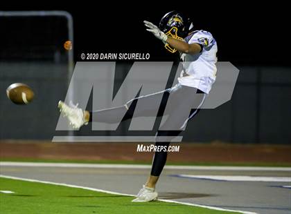 Thumbnail 1 in Arizona Lutheran Academy vs Benson (AIA 2A Semifinal) photogallery.