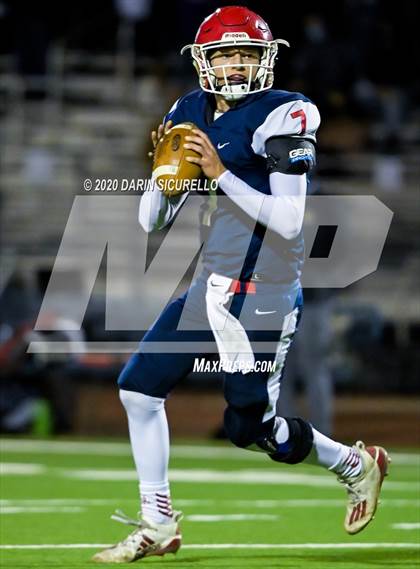 Thumbnail 1 in Arizona Lutheran Academy vs Benson (AIA 2A Semifinal) photogallery.