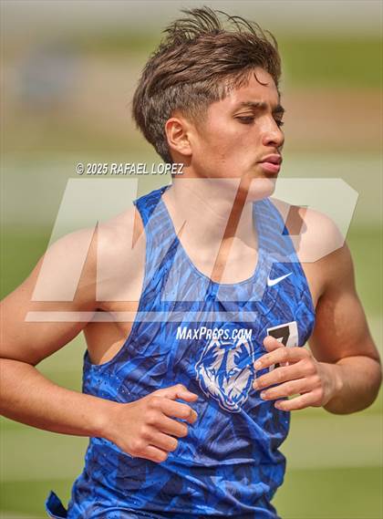Thumbnail 2 in Dave Bethany Relays (1600M) photogallery.