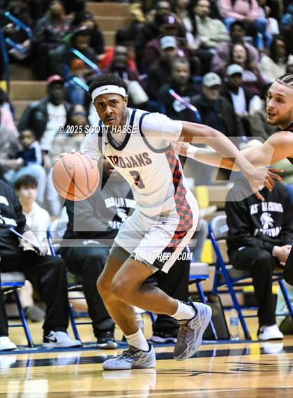 Thumbnail 1 in Kalamazoo Central vs. East Lansing (MHSAA Div 1 Quad 1 Regional Final) photogallery.