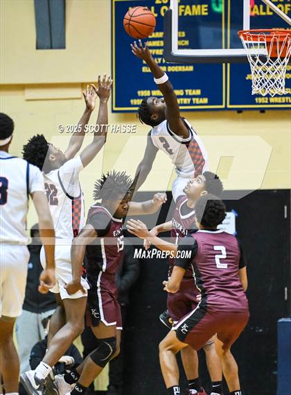 Thumbnail 3 in Kalamazoo Central vs. East Lansing (MHSAA Div 1 Quad 1 Regional Final) photogallery.