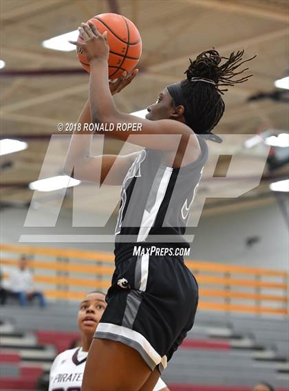 Thumbnail 2 in Guyer @ Wylie photogallery.
