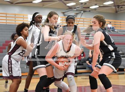 Thumbnail 1 in Guyer @ Wylie photogallery.