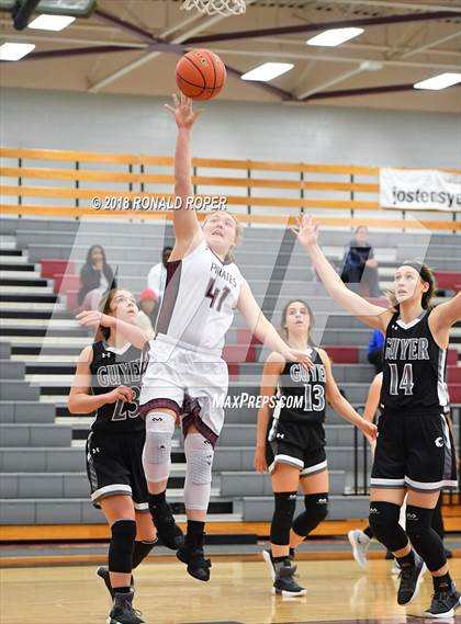 Thumbnail 1 in Guyer @ Wylie photogallery.