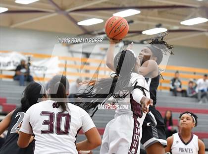 Thumbnail 2 in Guyer @ Wylie photogallery.