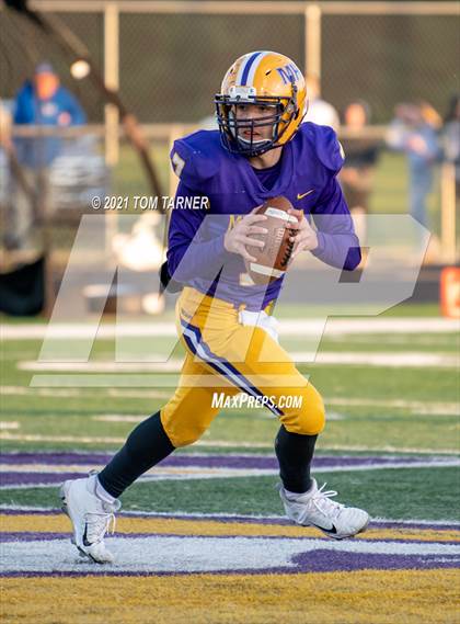 Thumbnail 2 in Newman Central Catholic @ Mendota photogallery.
