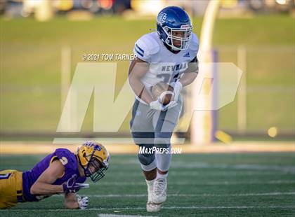 Thumbnail 3 in Newman Central Catholic @ Mendota photogallery.
