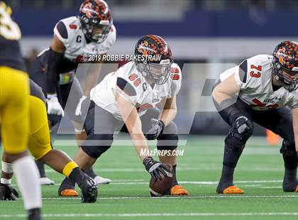 Thumbnail 2 in Aledo vs. Fort Bend Marshall (UIL 5A Division 2 Final) photogallery.