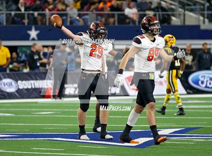 Thumbnail 2 in Aledo vs. Fort Bend Marshall (UIL 5A Division 2 Final) photogallery.