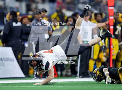 Thumbnail 2 in Aledo vs. Fort Bend Marshall (UIL 5A Division 2 Final) photogallery.
