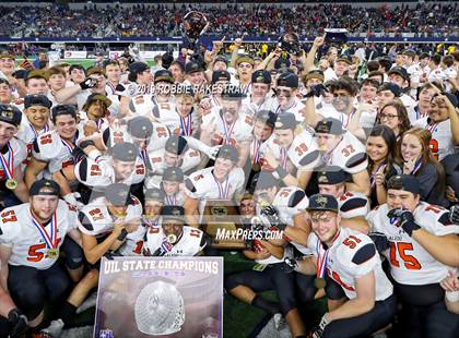 Thumbnail 2 in Aledo vs. Fort Bend Marshall (UIL 5A Division 2 Final) photogallery.
