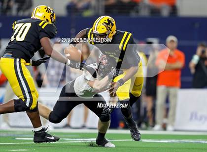 Thumbnail 1 in Aledo vs. Fort Bend Marshall (UIL 5A Division 2 Final) photogallery.