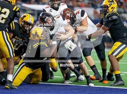 Thumbnail 1 in Aledo vs. Fort Bend Marshall (UIL 5A Division 2 Final) photogallery.